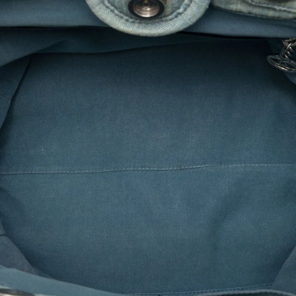Chanel Small Denim Deauville Tote Blue Very good - Model View
