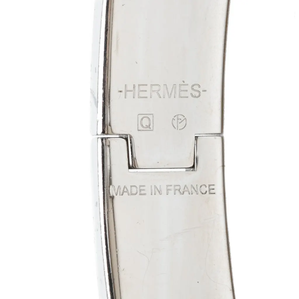 Hermès Narrow Enamel Clic H Bracelet PM Orange Very good - Model View