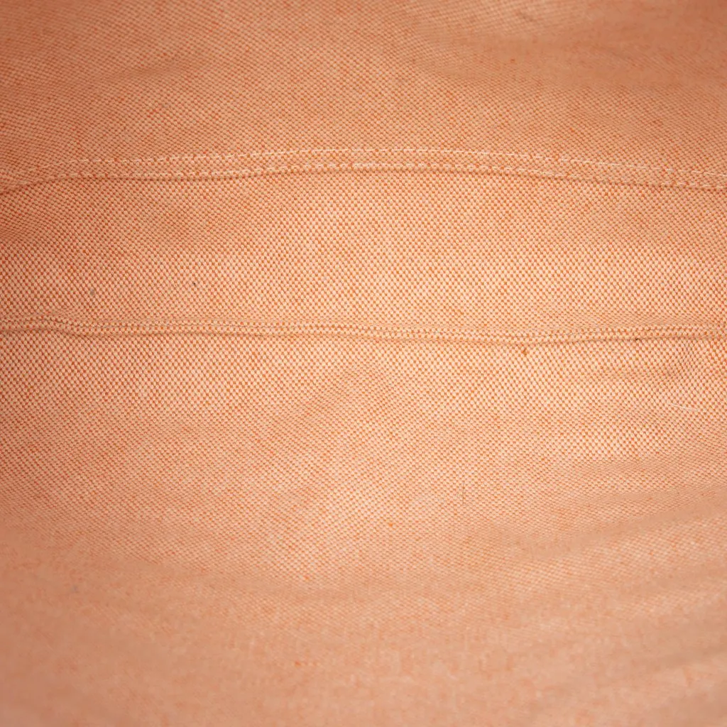 Hermès Toile Fourre Tout Cabas Beige Very good - Model View