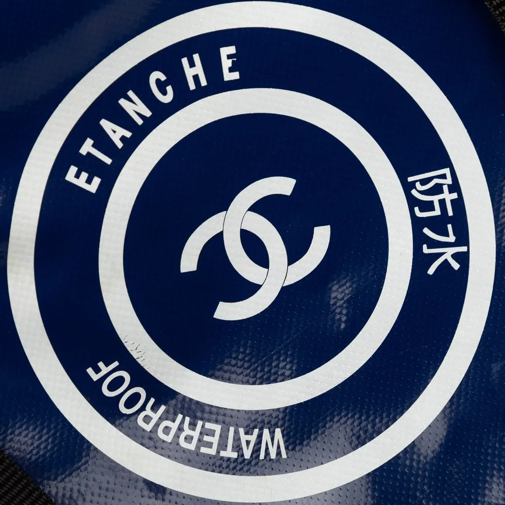 Chanel CC Vinyl Tote Blue Plastic Very good - Box View