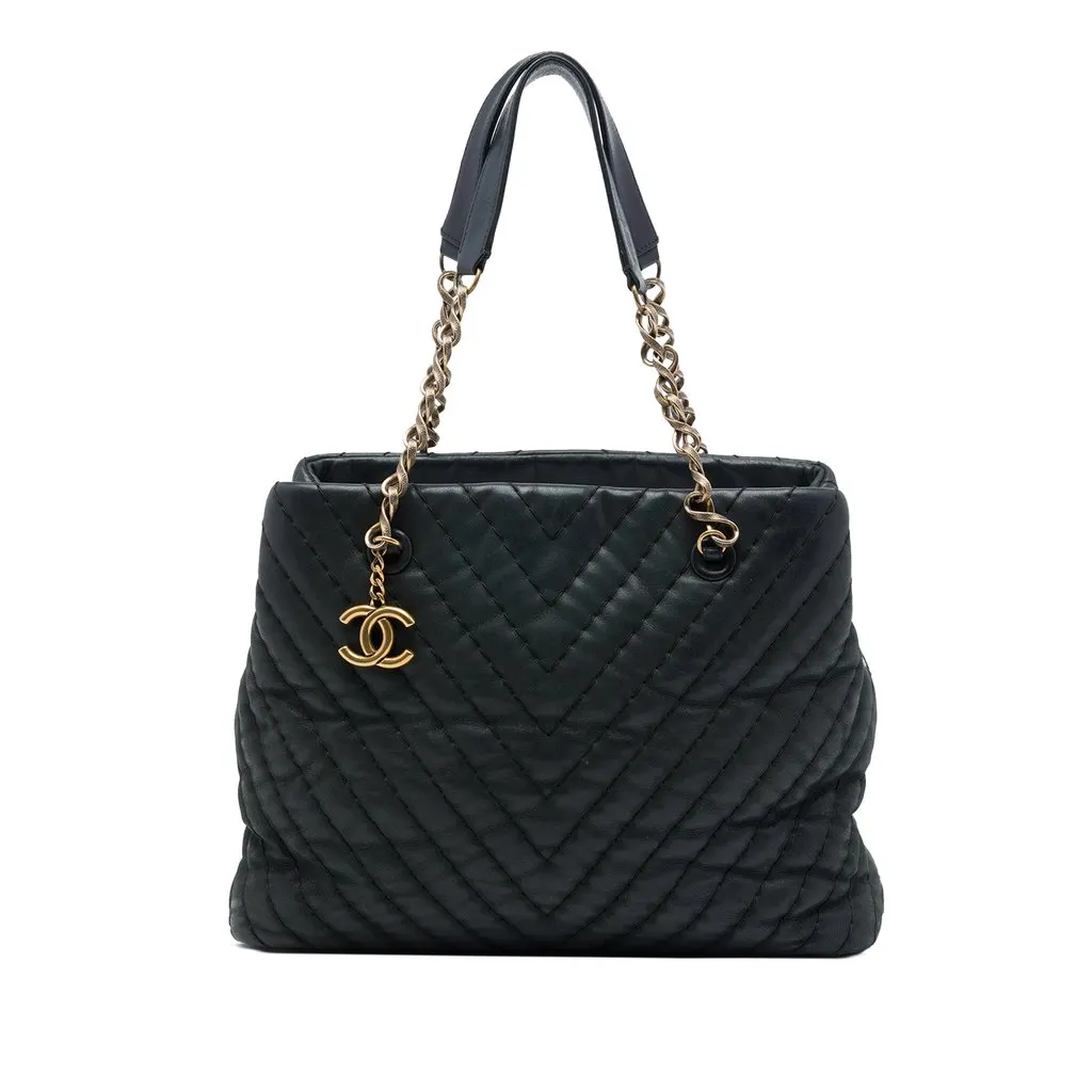 Chanel Large Chevron Surpique Iridescent Calfskin Tote Black Leather Very good - Front View