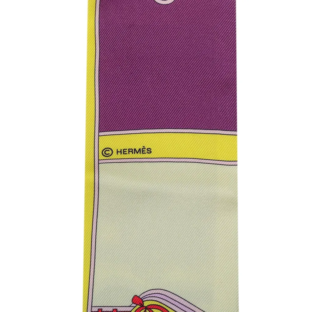 Hermès Camails Twilly Silk Scarf Yellow Very good - Model View