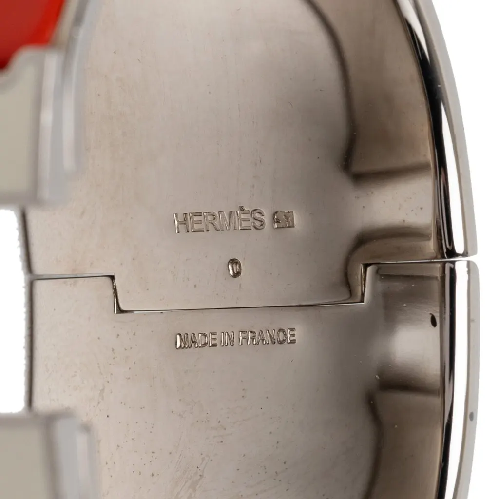 Hermès Extra Wide Enamel Clic Clac H Bracelet PM Orange Very good - Model View