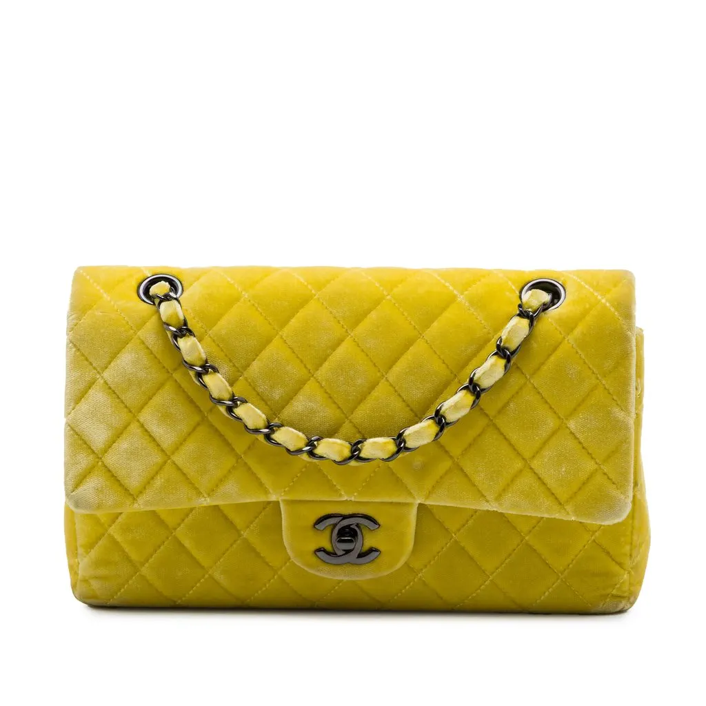 Chanel Medium Classic Velvet Double Flap Yellow Very good - Front View