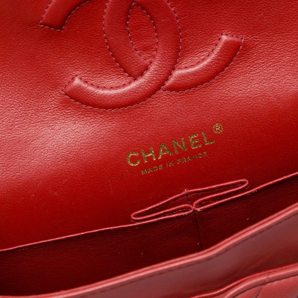 Chanel Medium Classic Chevron Lambskin Double Flap Red Leather Good - Box View
