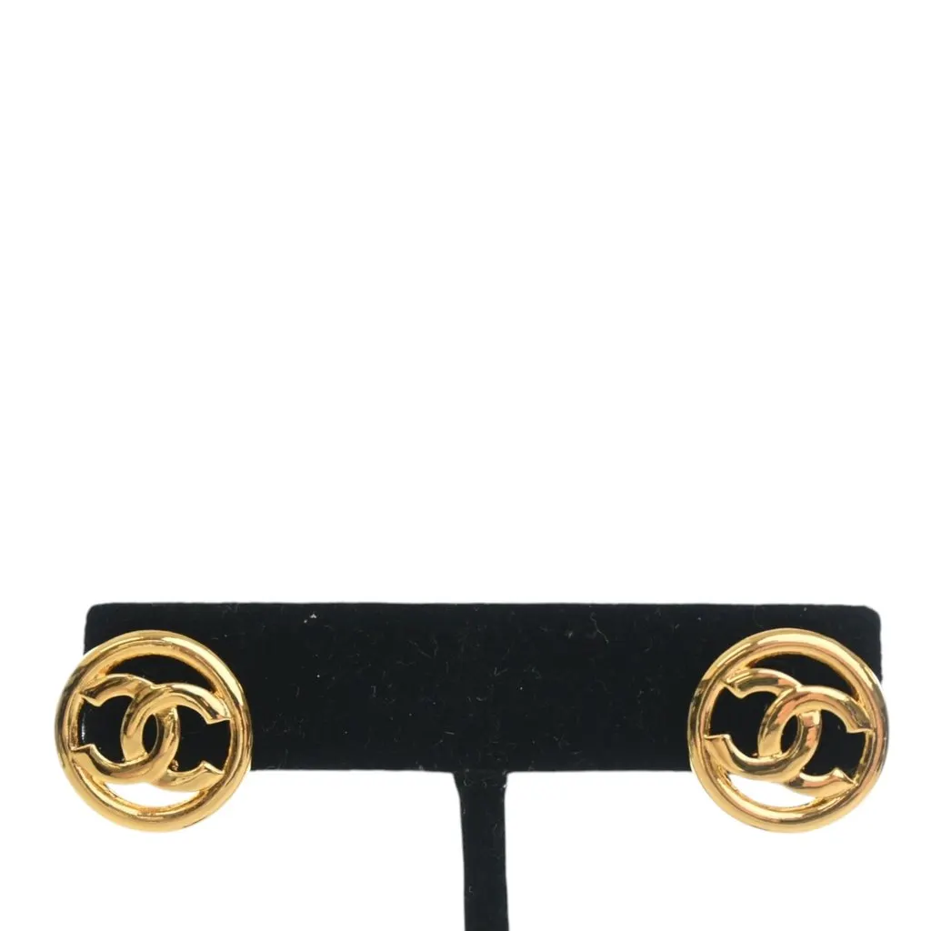 Chanel CC Gold Plated Round Push Back Earrings Gold Metal Very good - Front View