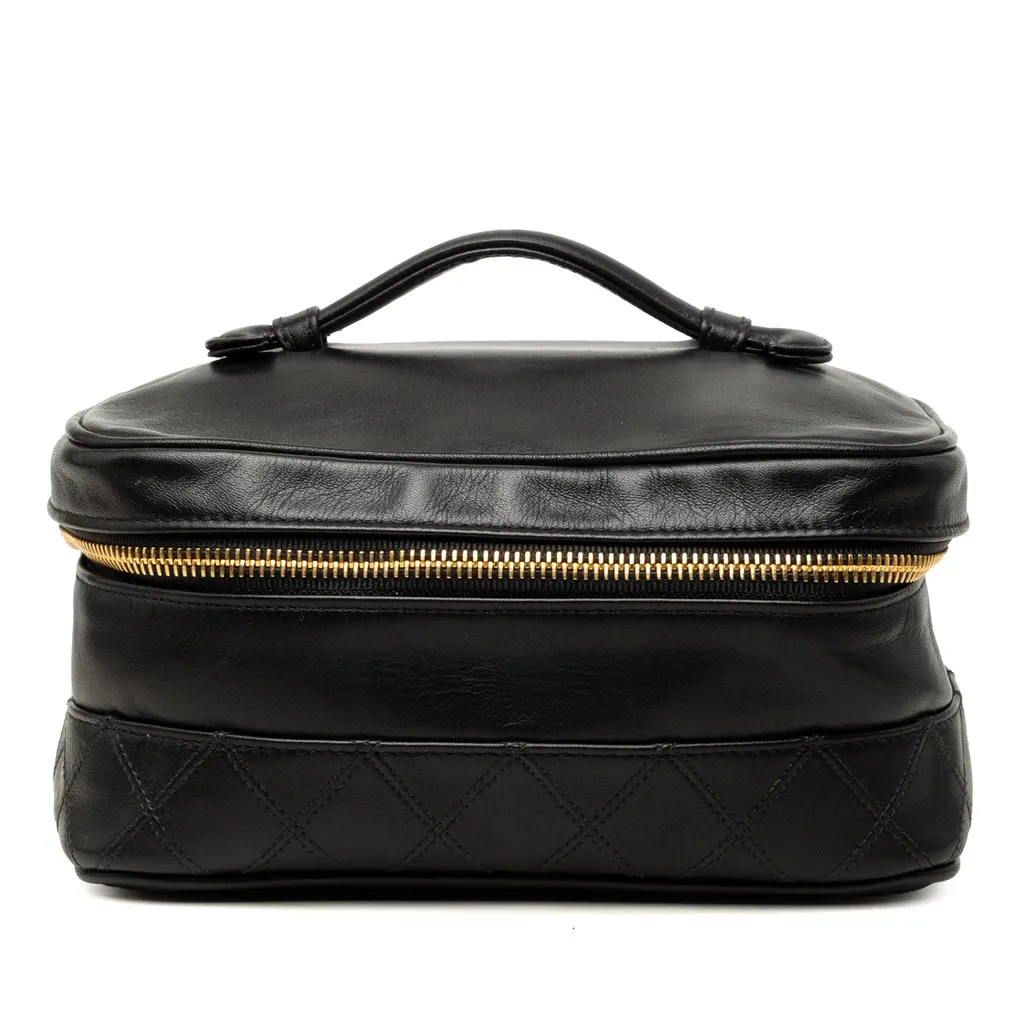 Chanel CC Quilted Lambskin Vanity Bag Black Leather Very good - Front View