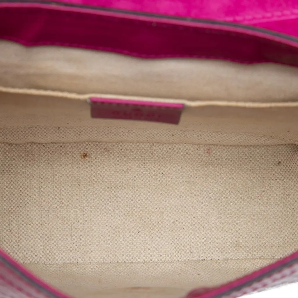 Gucci Small Microguccissima Patent Stirrup Crossbody Pink Leather Good - Model View