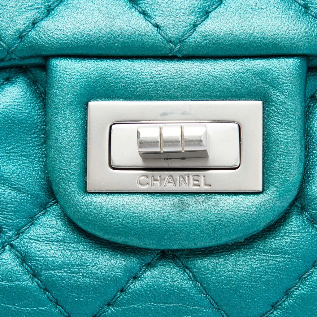Chanel Quilted Metallic Calfskin Reissue 2.55 Flap 226 Blue Leather Very good - Box View