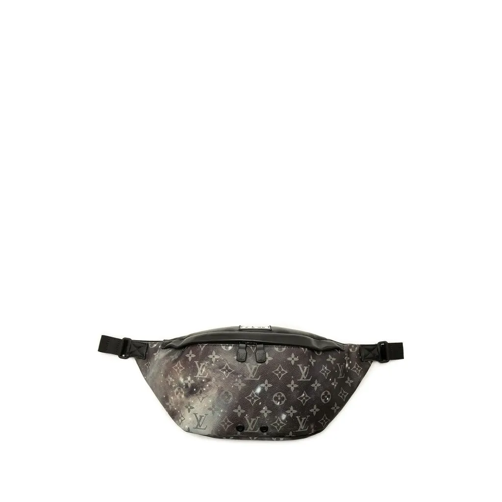 Louis Vuitton Monogram Galaxy Discovery Bumbag Black Canvas Very good - Front View