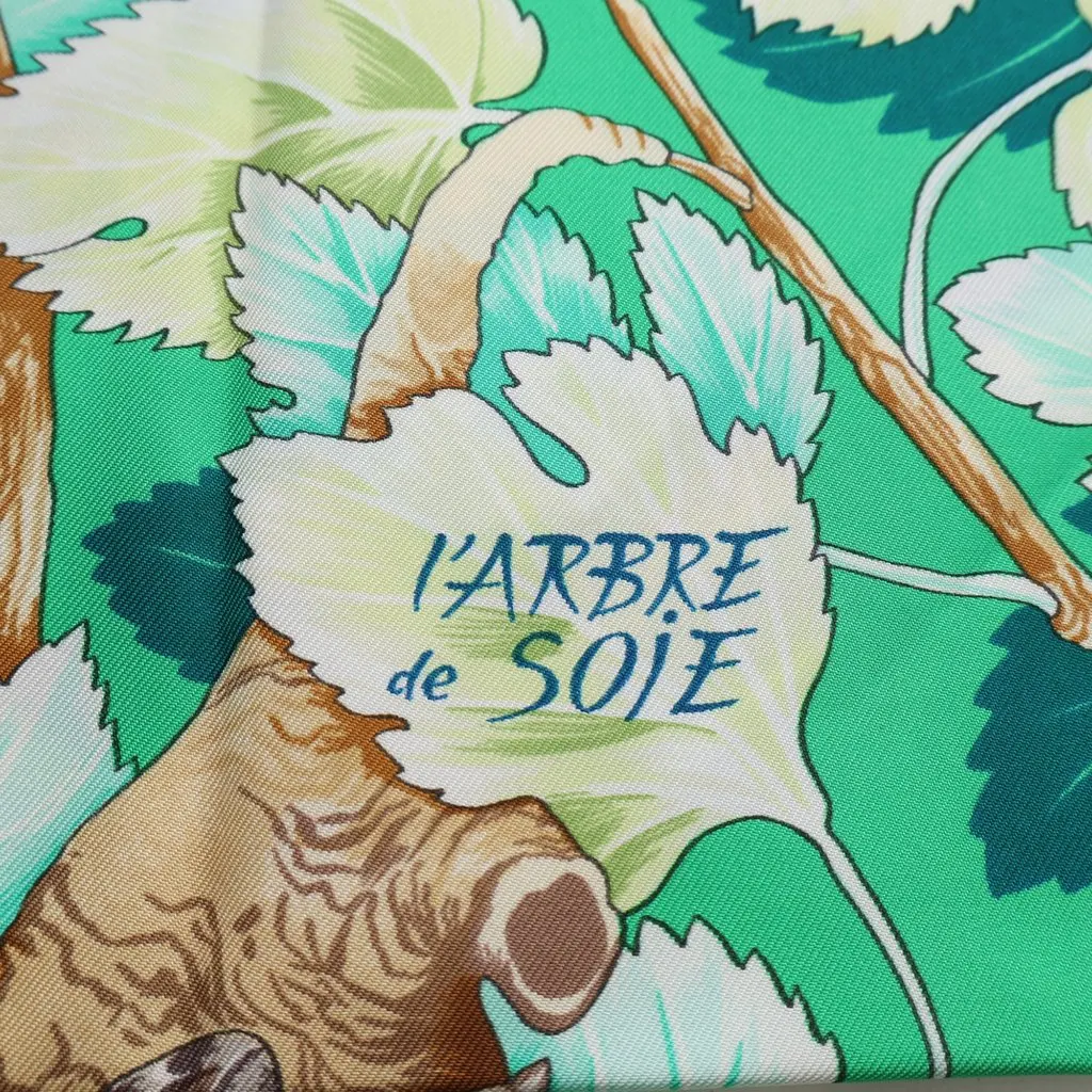 Hermès L Arbre de Soie Silk Scarf 90 Black Very good - Inside View