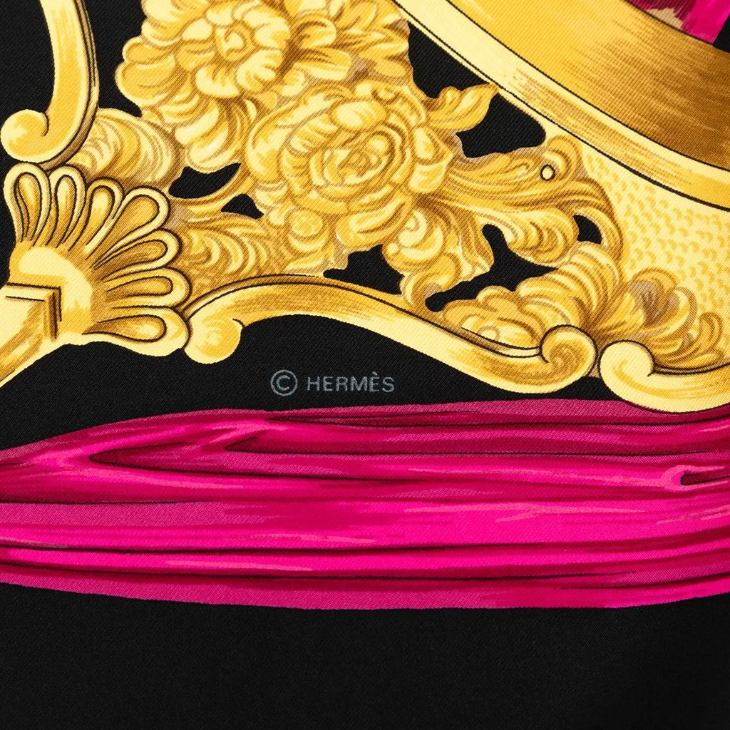 Hermès Etriers Silk Scarf 90 Black Very good - Model View