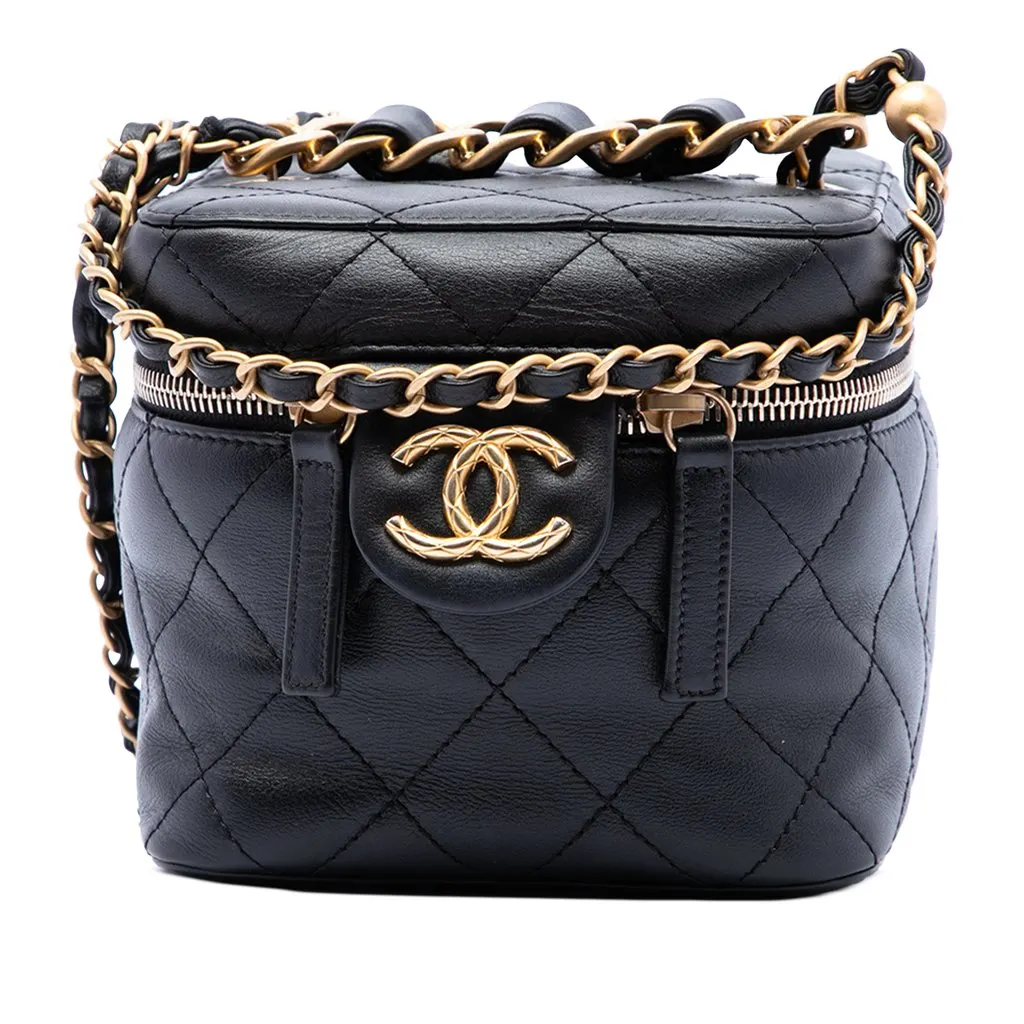 Chanel Small Quilted Calfskin Chain Bar Vanity Case with Chain Black Leather Very good - Front View