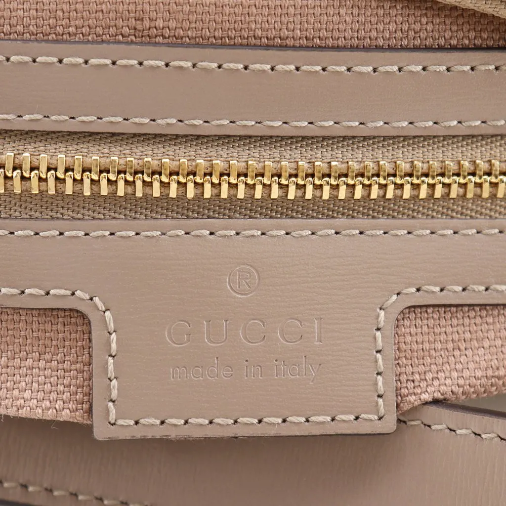 Gucci Mini GG Supreme Shadow Handbag Brown Very good - Model View