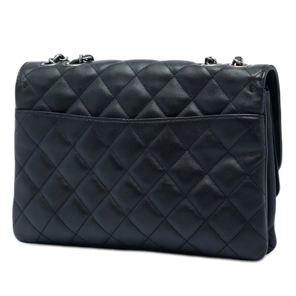 Chanel Quilted Lambskin CC Round Clasp Accordion Flap Black Leather Very good - Back View