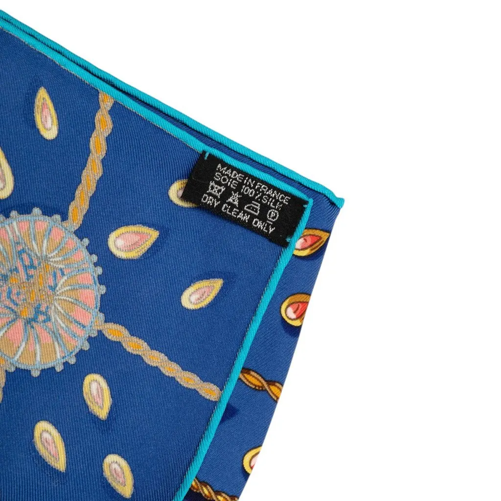 Hermès Tresors Retrouves Silk Scarf 90 Blue Silk Very good - Model View