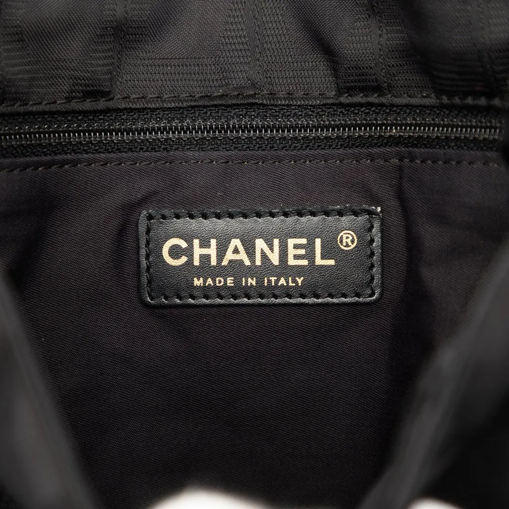 Chanel New Travel Line Nylon Messenger Bag Black Very good - Box View