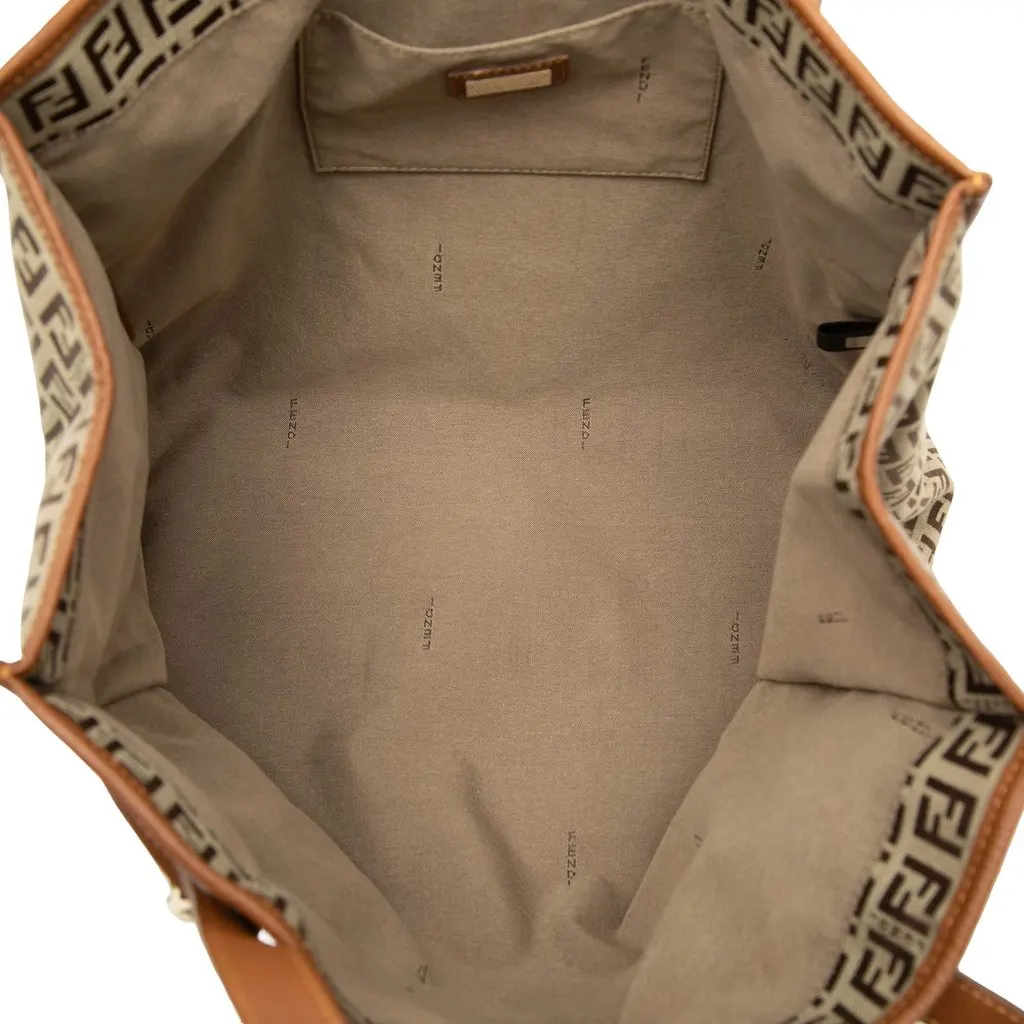 Fendi Zucchino Canvas Tote Beige Canvas Very good - Model View