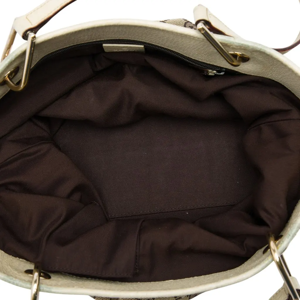 Gucci Large GG Canvas Eclipse Tote Beige Canvas Very good - Model View