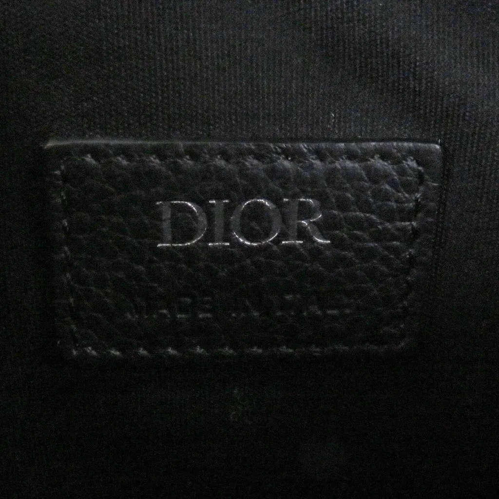 Dior Mini Oblique Canvas and Mesh Dior 8 Messenger Bag Blue Very good - Model View