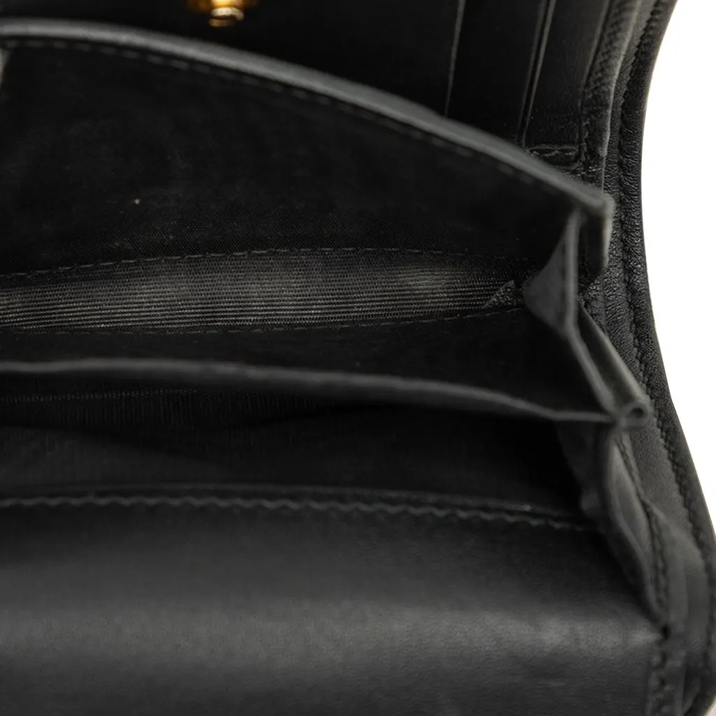 Gucci Calfskin Sylvie Web Compact Wallet Black Leather Good - Model View