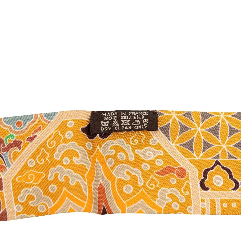 Hermès Collections Imperiales Silk Twilly Scarf Orange Very good - Inside View
