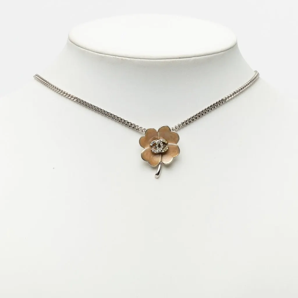 Chanel CC Brass Enamel and Strass Clover Pendant Necklace Silver Metal Very good - Box View