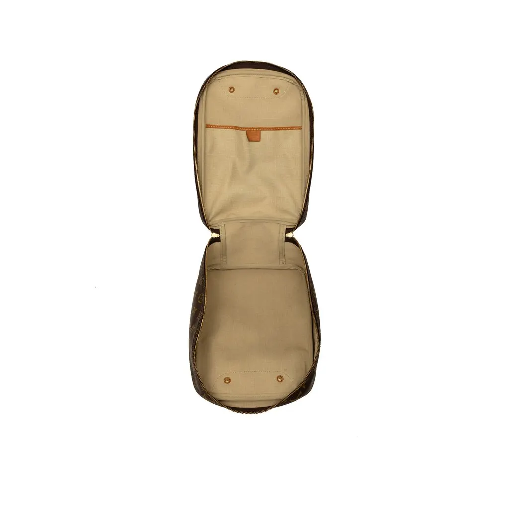 Louis Vuitton Monogram Excursion Brown Canvas Good - Model View