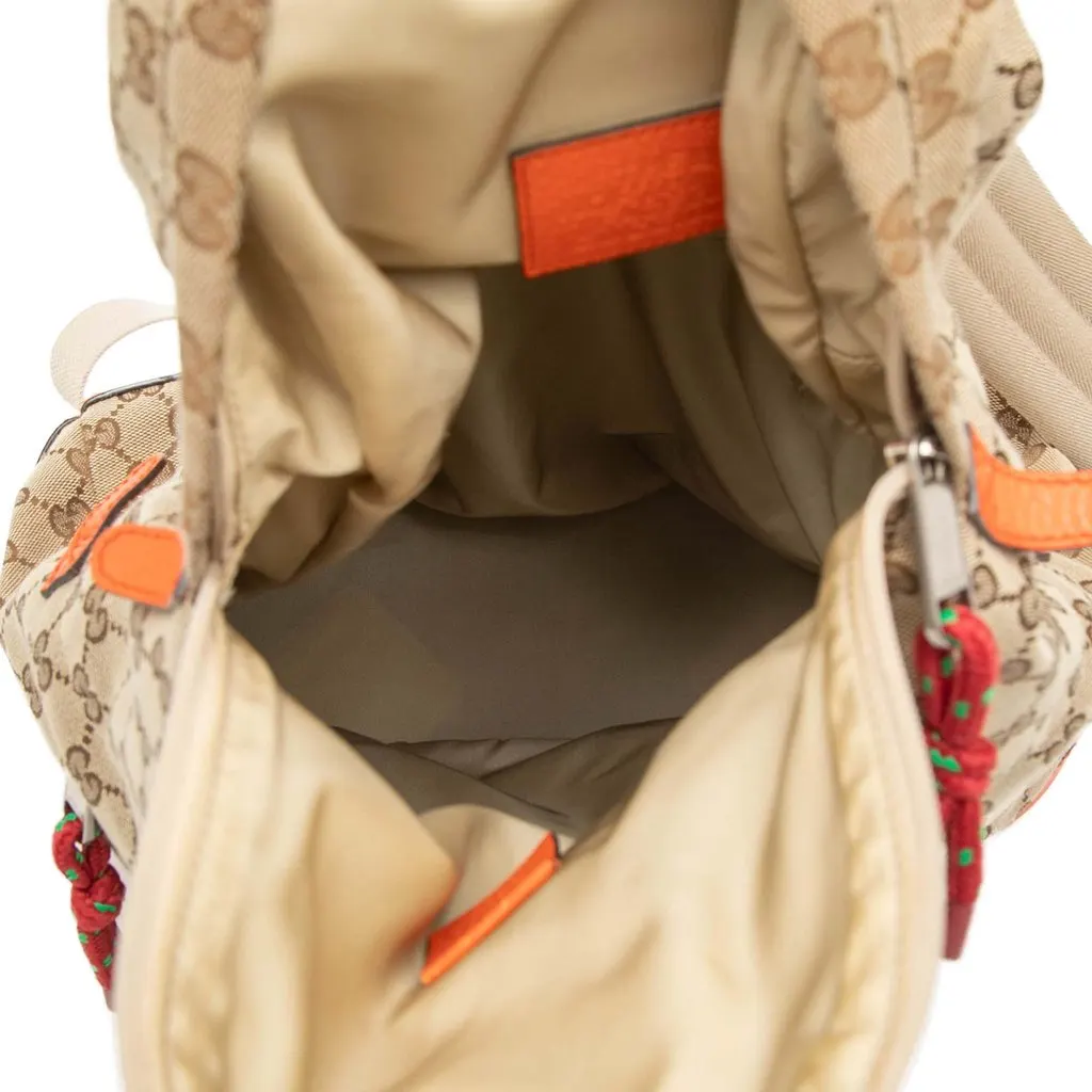 Gucci The North Face Medium GG Canvas Backpack Beige Very good - Model View