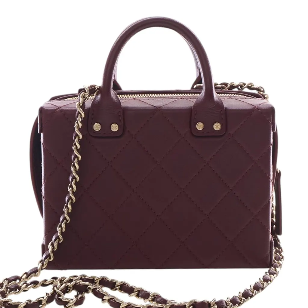 Chanel Small CC Quilted Calfskin Top Handle Convertible Vanity Case Red Leather Very good - Model View