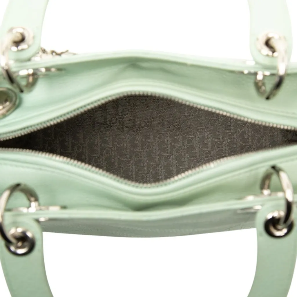 Dior Medium Calfskin Cannage Lady Dior Green Leather Very good - Model View