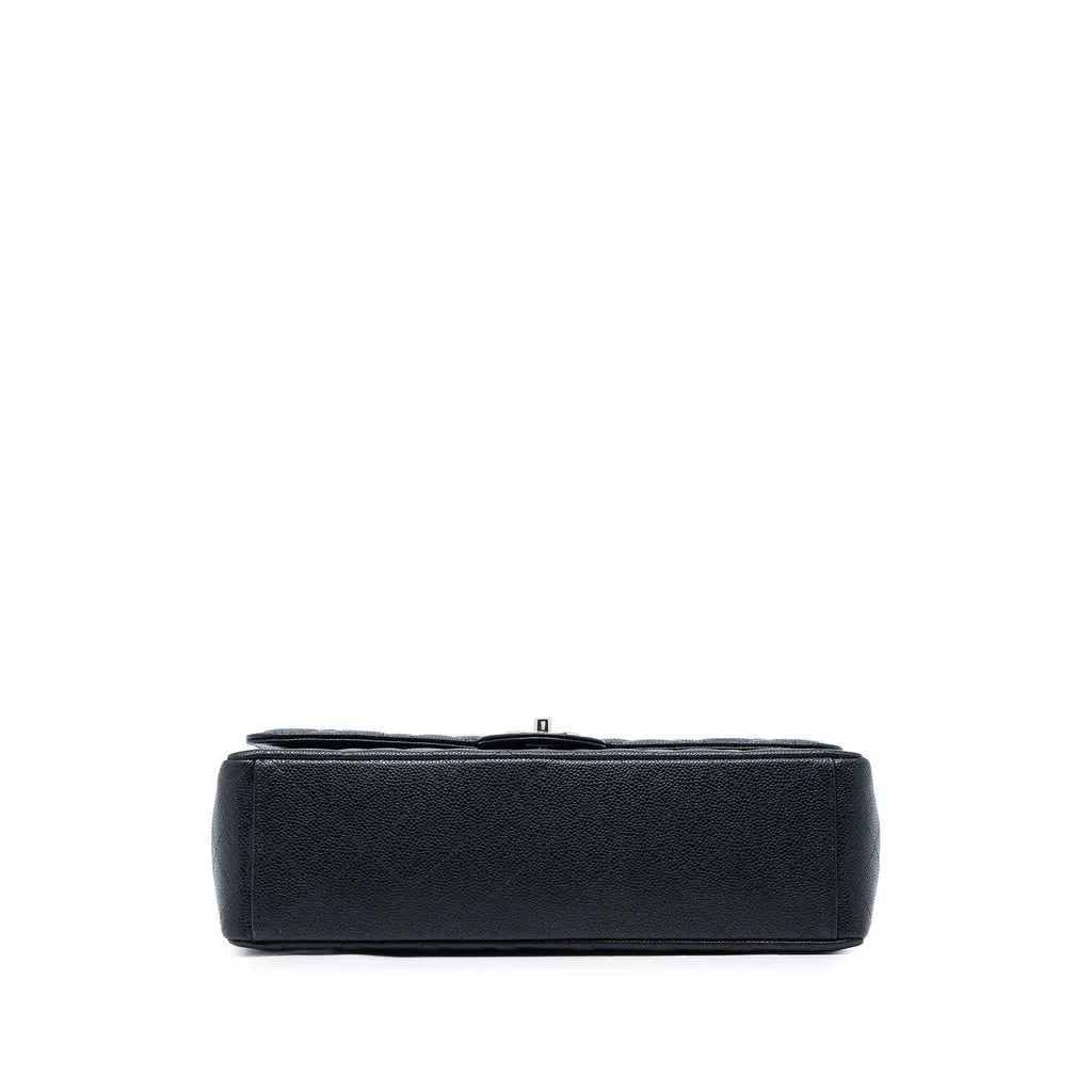 Chanel Maxi Classic Caviar Double Flap Black Leather Very good - Inside View