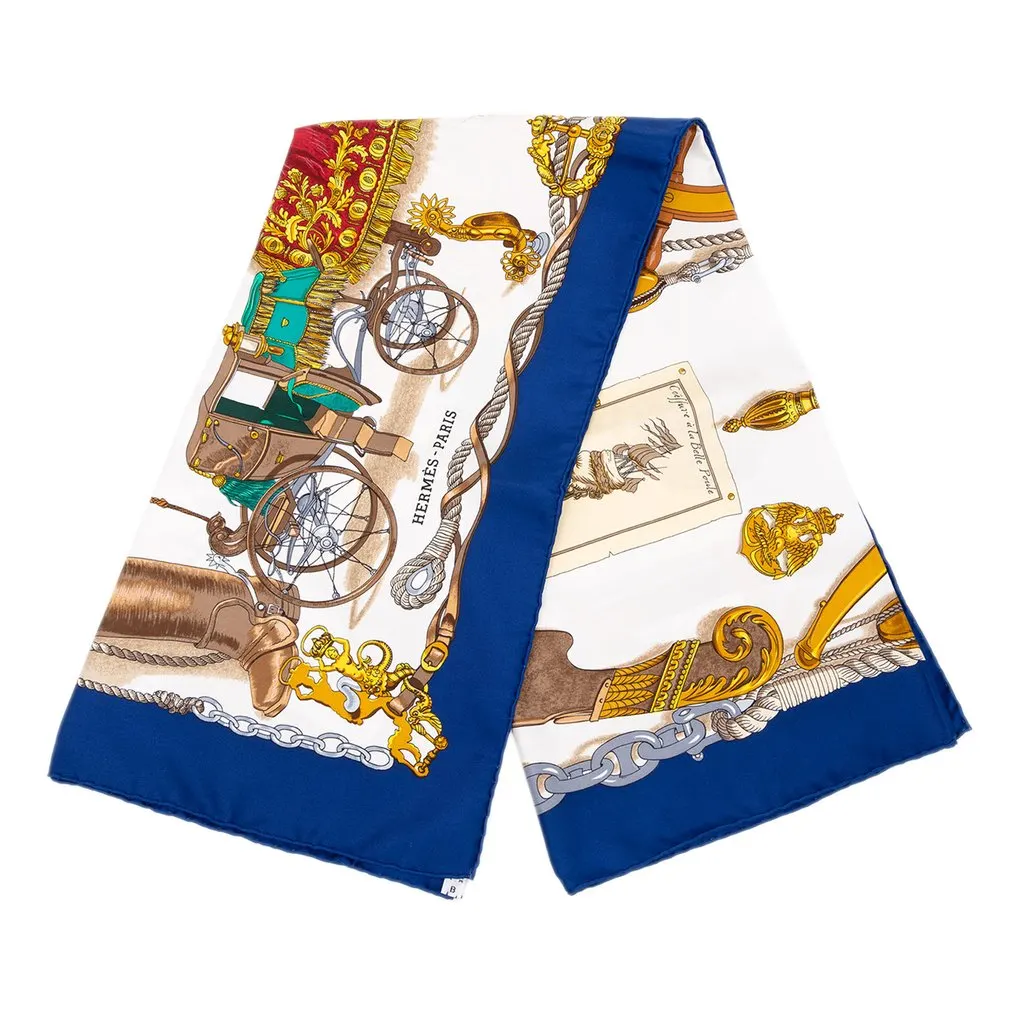 Hermès Musee Silk Scarf 90 White Silk Good - Front View