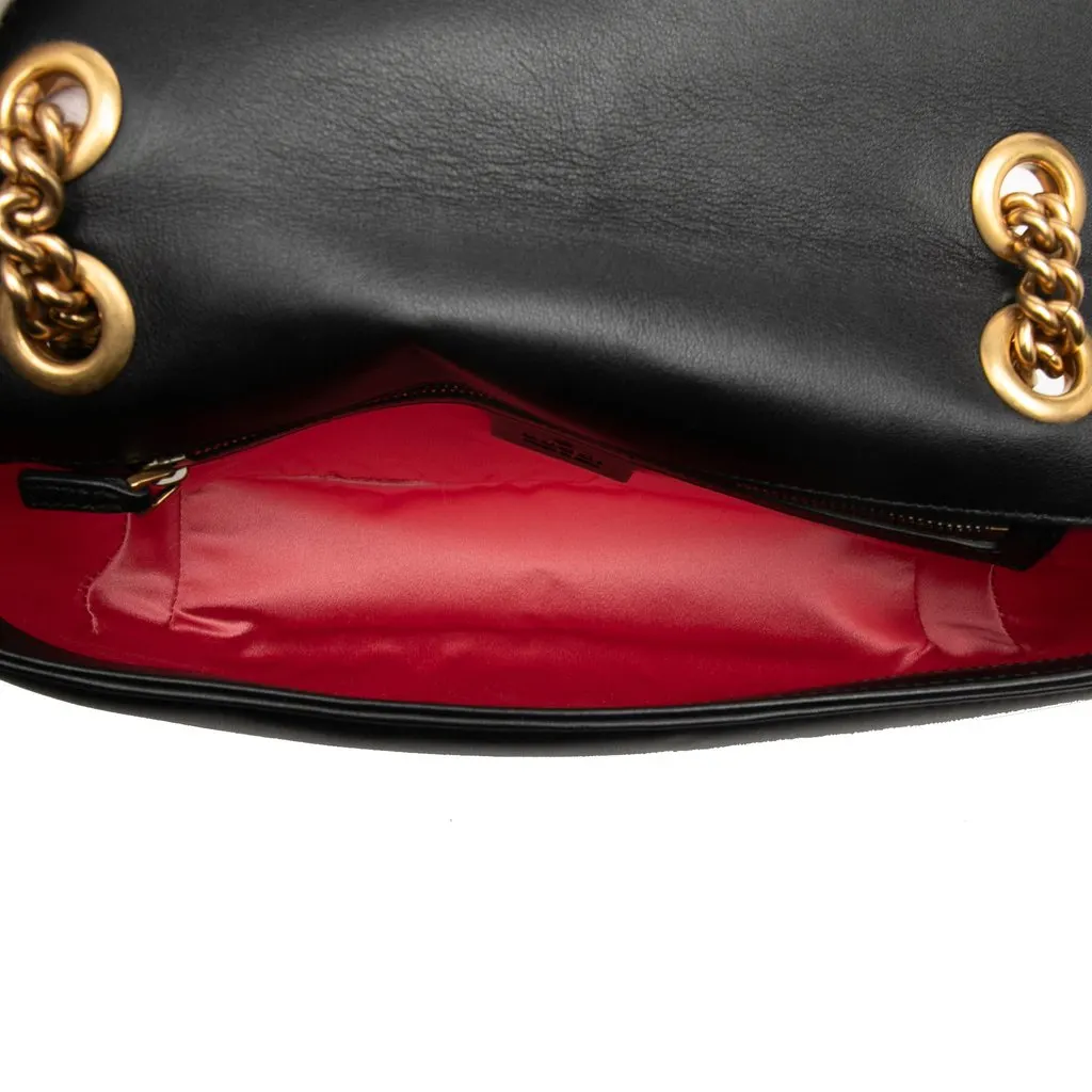 Gucci Medium GG Marmont Bicolor Matelasse Calfskin Shoulder Bag Black Leather Very good - Model View