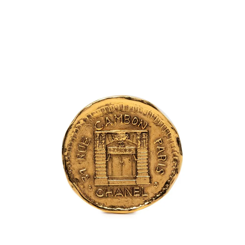 Chanel Gold Plated 31 Rue Cambon Medallion Pin Brooch Gold Metal Very good - Front View