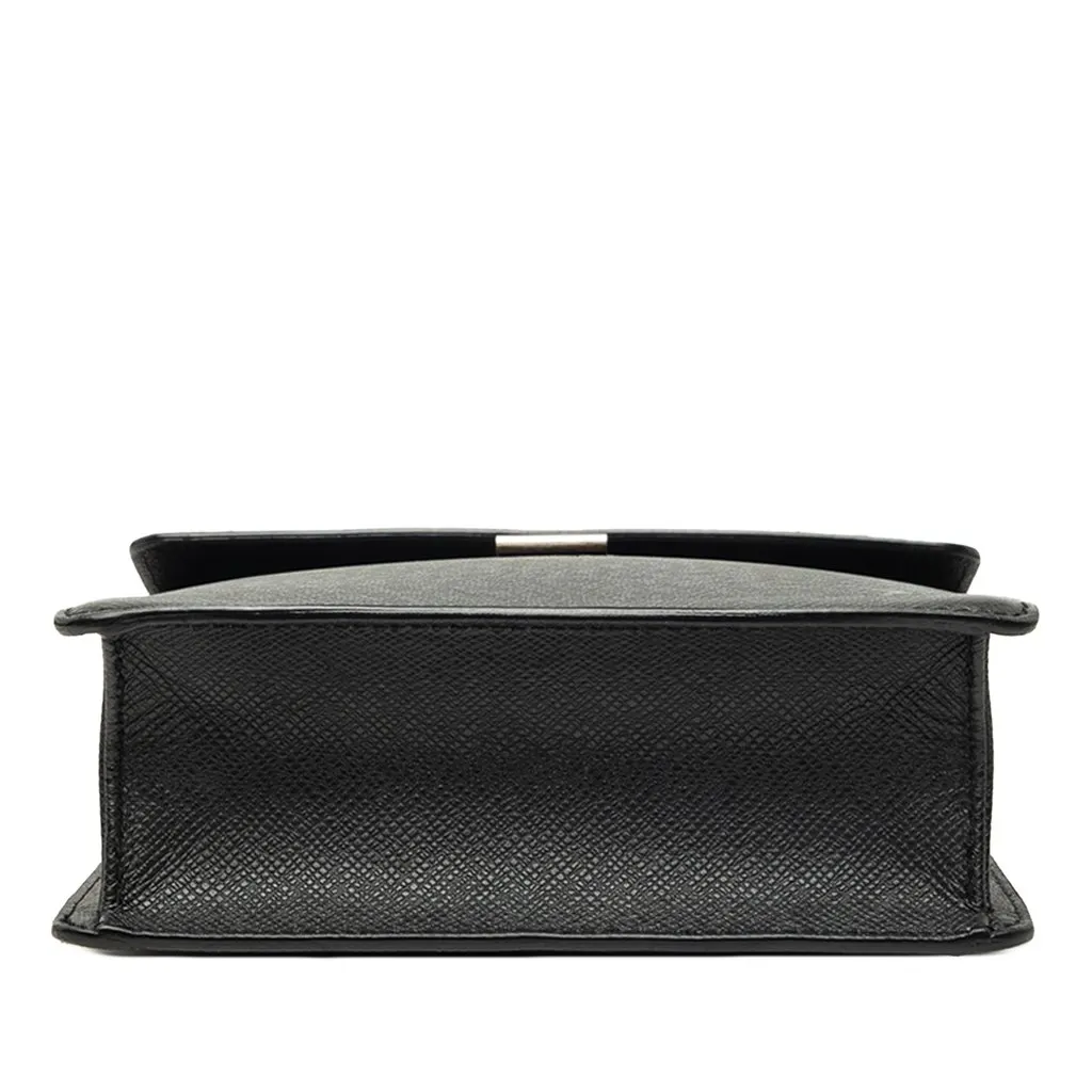 Louis Vuitton Taiga Pochette Kurgan Black Leather Very good - Inside View