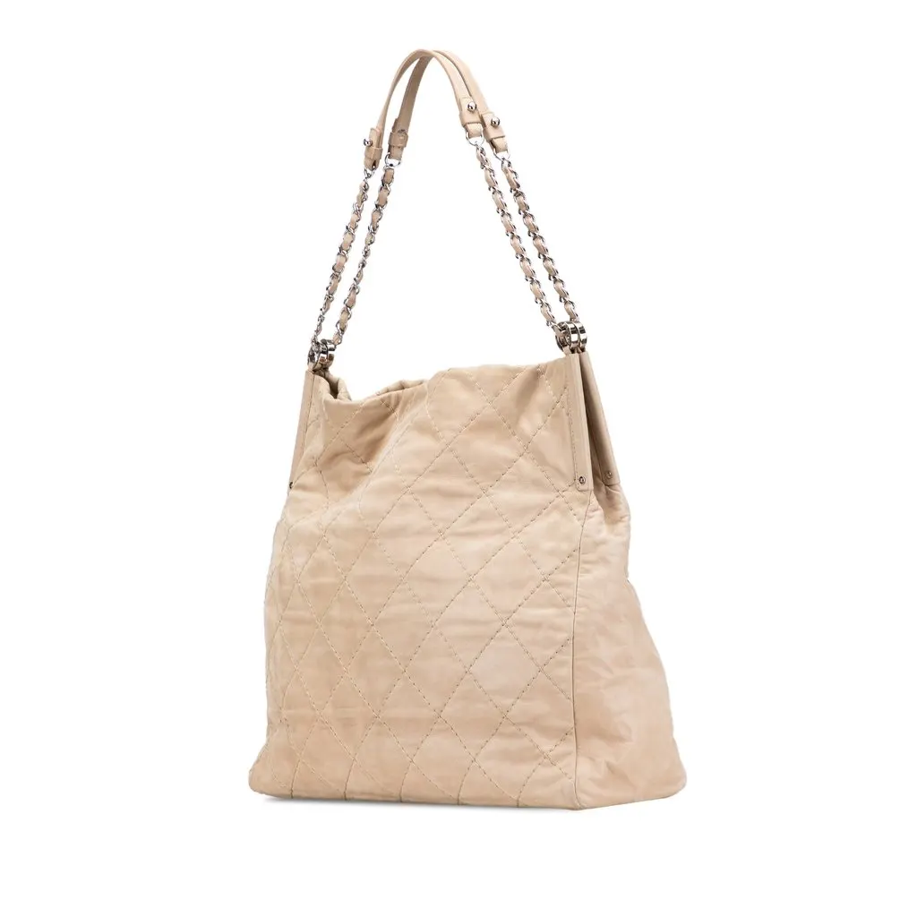 Chanel Iridescent Calfskin Sea Hit Tote Beige Leather Very good - Back View