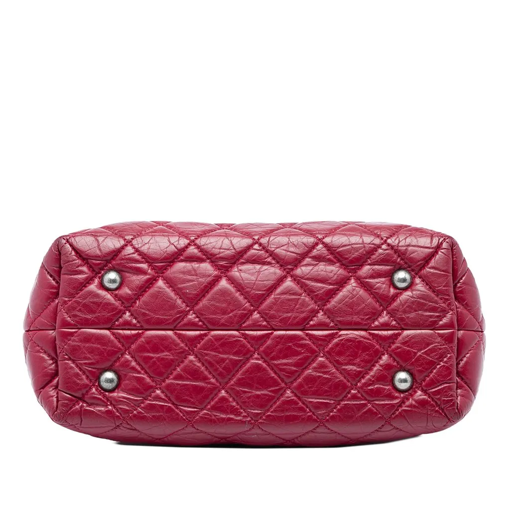 Chanel Quilted Aged Calfskin Reissue 2.55 Tote Red Leather Very good - Inside View