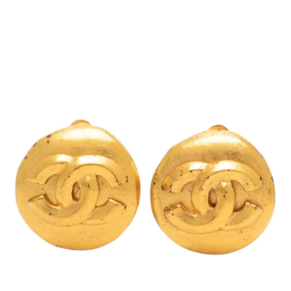 Chanel CC Gold Plated Round Clip On Earrings Gold Metal Very good - Front View
