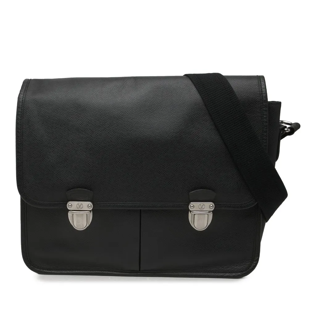 Louis Vuitton Taiga Alexei Messenger Black Leather Very good - Front View