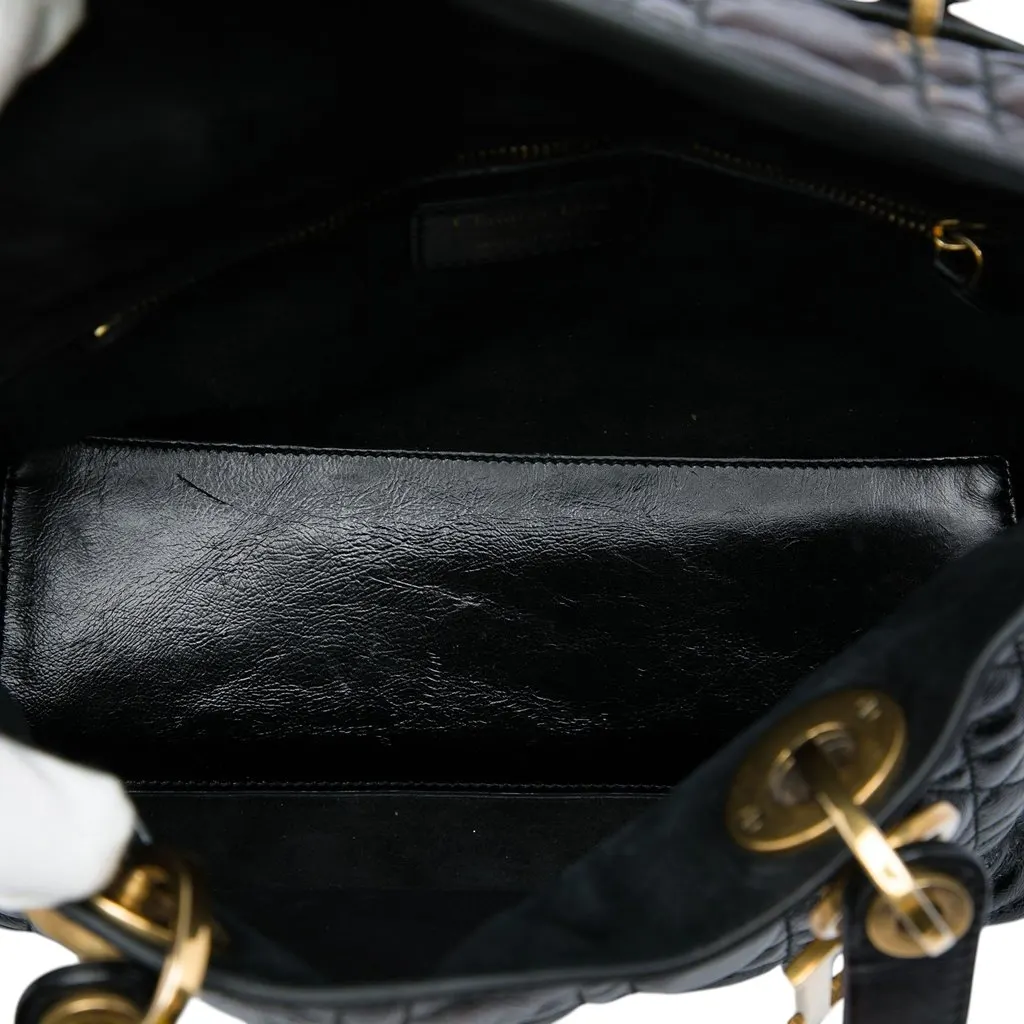 Dior Medium Crinkled Patent Cannage Supple Lady Dior Black Leather Very good - Model View