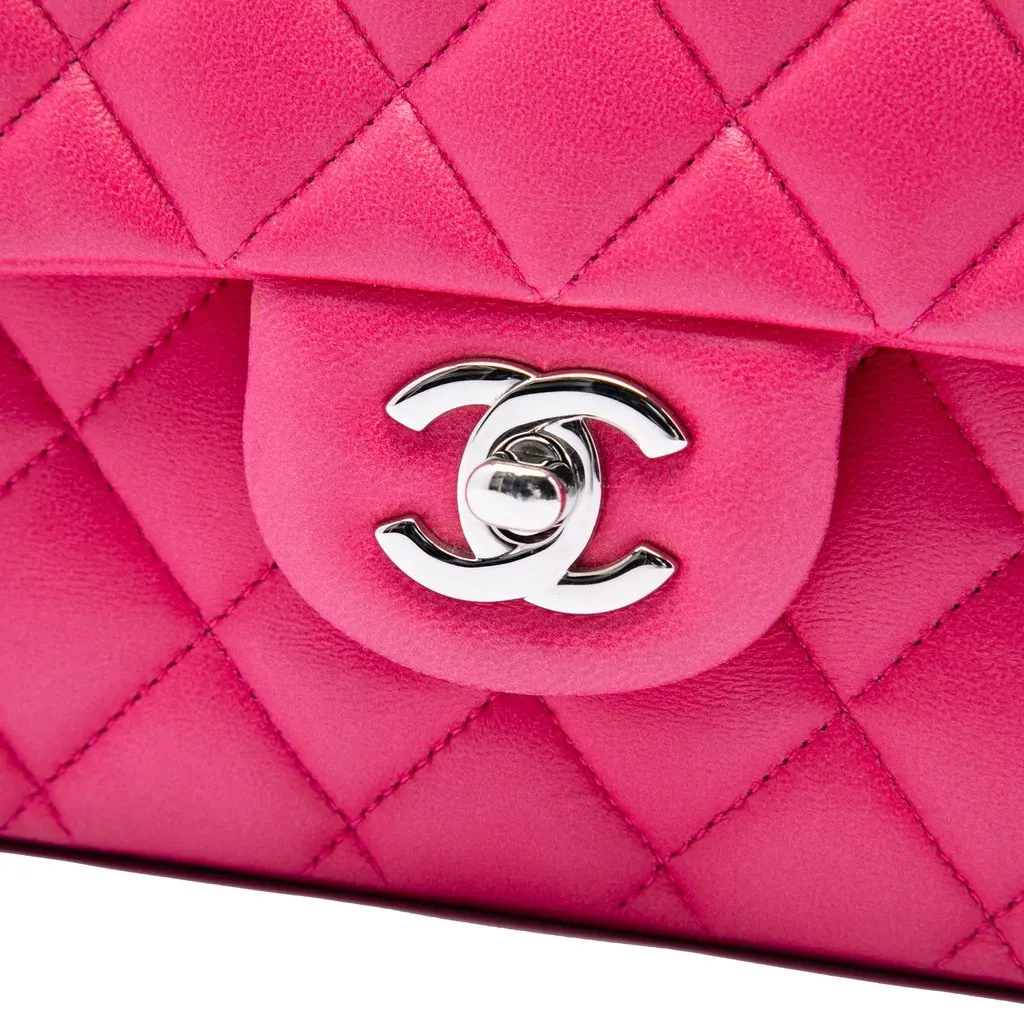 Chanel Medium Classic Lambskin Double Flap Pink Leather Very good - Box View
