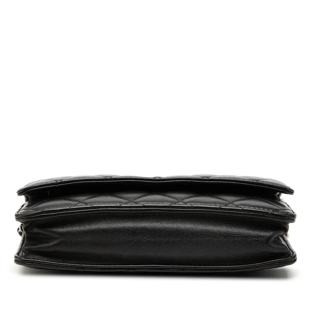 Chanel CC Quilted Lambskin Wallet On Chain Black Leather Very good - Inside View