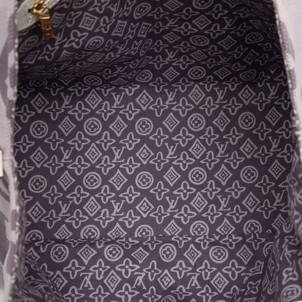 Louis Vuitton Monogram Tahitienne Cabas PM Purple Canvas Very good - Model View
