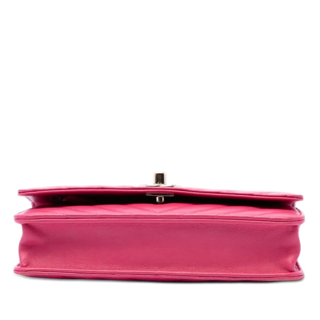 Chanel Chevron Lambskin Trendy CC Wallet on Chain Pink Leather Very good - Inside View