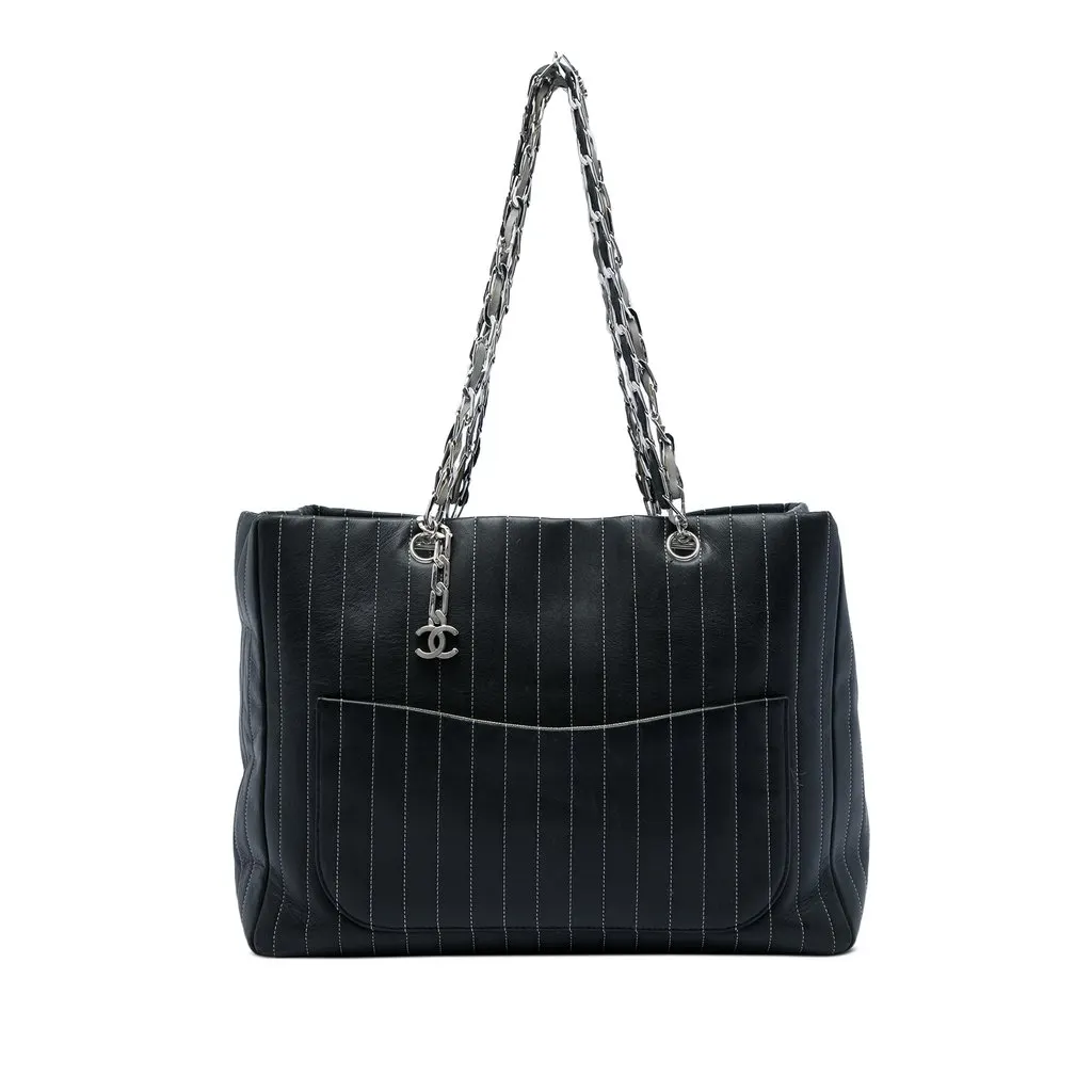 Chanel Large Lambskin Vertical Quilted Mademoiselle Tote Black Leather Very good - Front View