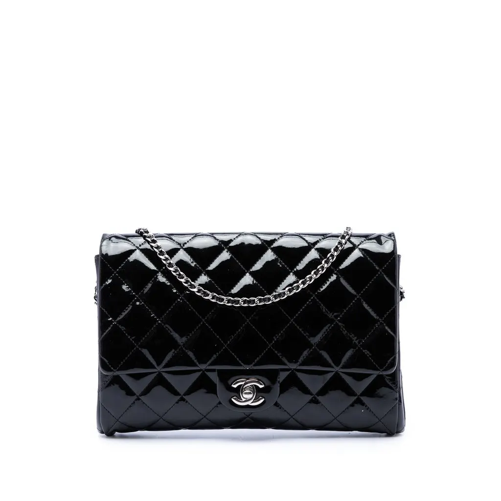 Chanel CC Quilted Patent Flap Clutch with Chain Black Leather Very good - Front View