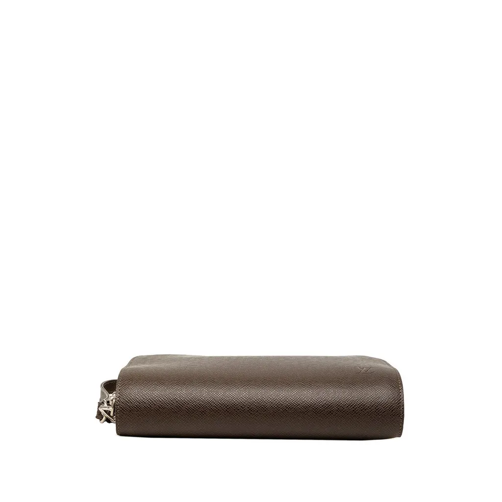 Louis Vuitton Taiga Pochette Baikal Brown Leather Very good - Inside View