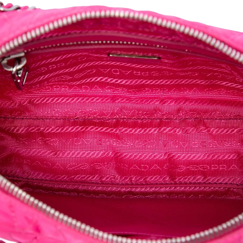 Prada Impuntu Tessuto Chain Satchel Pink Very good - Model View