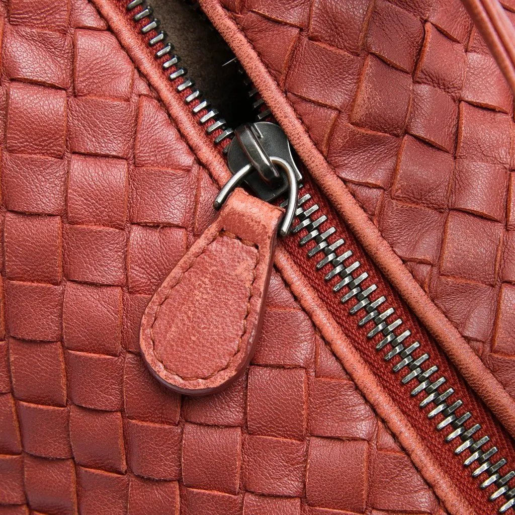 Bottega Veneta Nappa Intrecciato Shoulder Bag Red Leather Very good - Box View